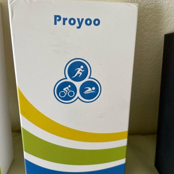 Fitness Tracker, Health & Fitness Watch with Blood Pressure Heart Rate Monitor - Picture 8 of 8